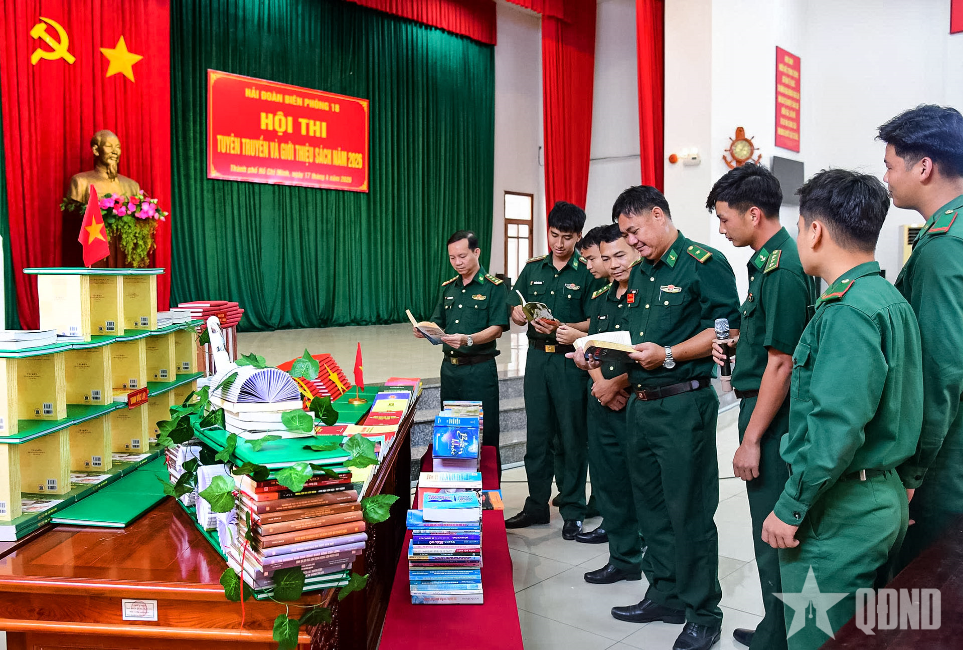 Hải đoàn Biên phòng 18 hưởng ứng Ngày sách và văn hóa đọc Việt Nam